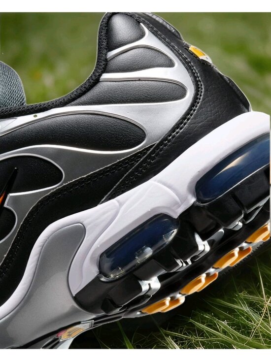 Nike Air Max Plus Golf Shoes Black Metallic Silver FZ4150-002 - Men\'s Size 9.5 main image 5